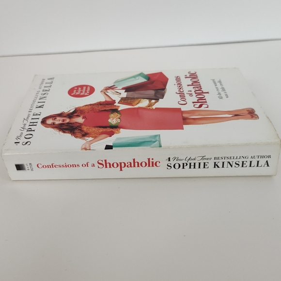 Confessions of a Shopaholic by Sophie Kinsella - Picture 3 of 4